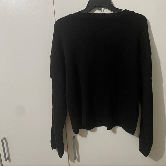 Distressed sweater - Picture 2 of 4